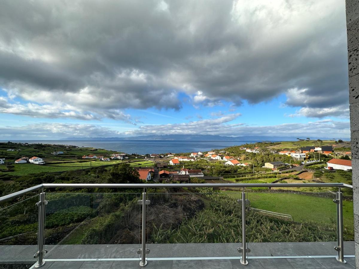 Holiday home Adega Do Cachalote