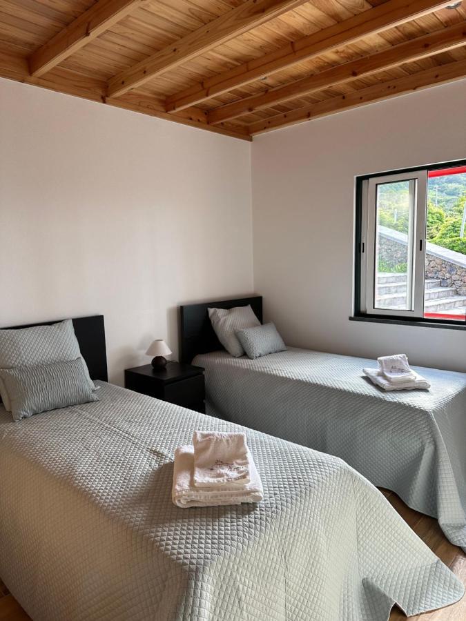 Adega Do Cachalote Holiday home